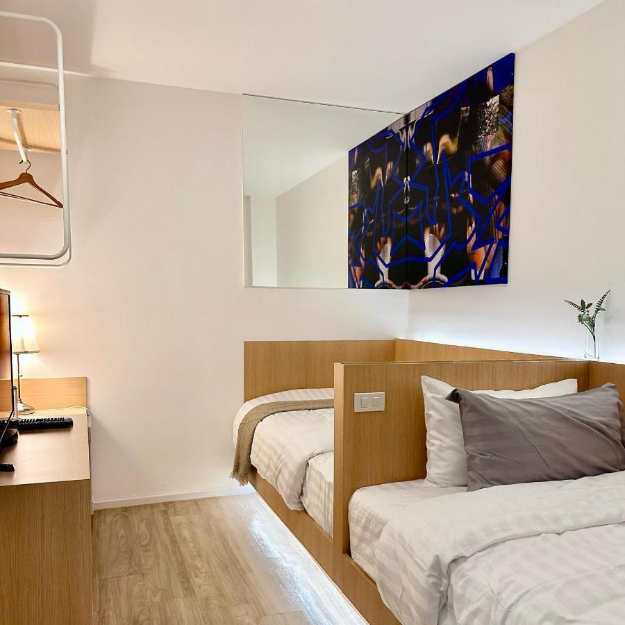 E11 Hotel - Bts Punnawithi Bangkok Kültér fotó