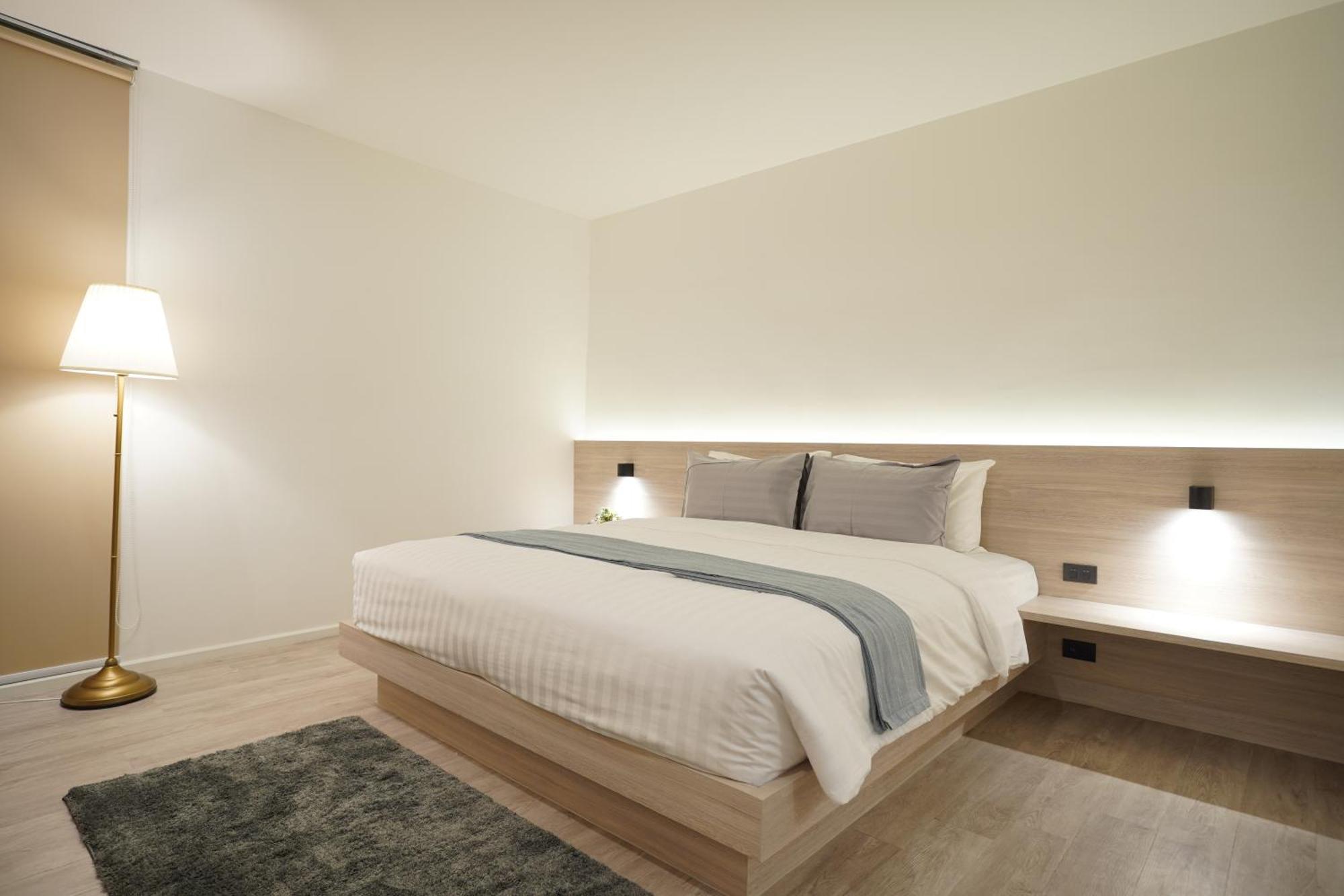 E11 Hotel - Bts Punnawithi Bangkok Kültér fotó