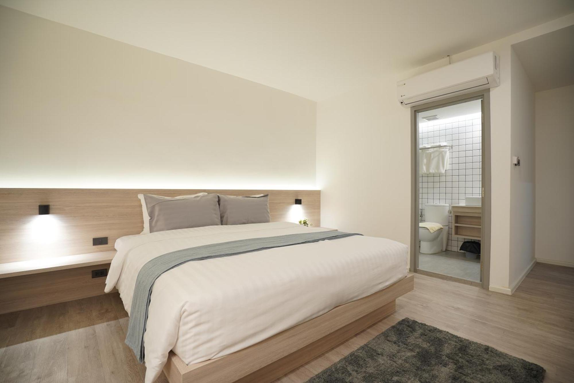 E11 Hotel - Bts Punnawithi Bangkok Kültér fotó